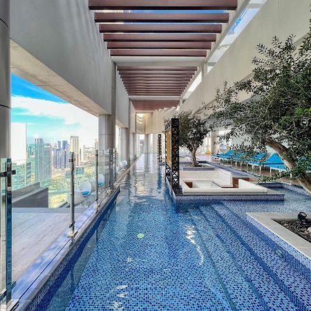 Apartmán Highest Infinity Pool In Downtown Dubaj Exteriér fotografie