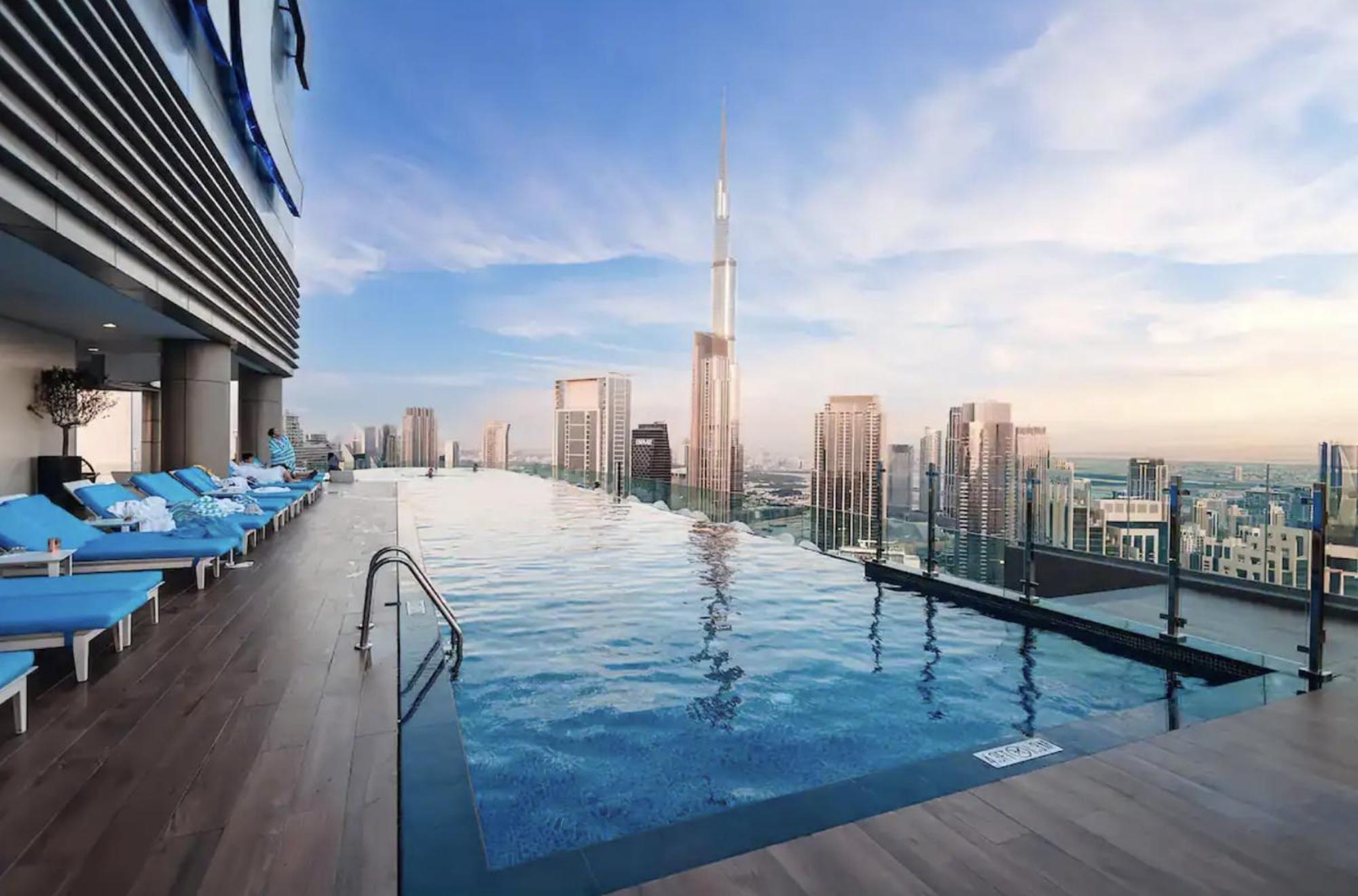 Apartmán Highest Infinity Pool In Downtown Dubaj Exteriér fotografie