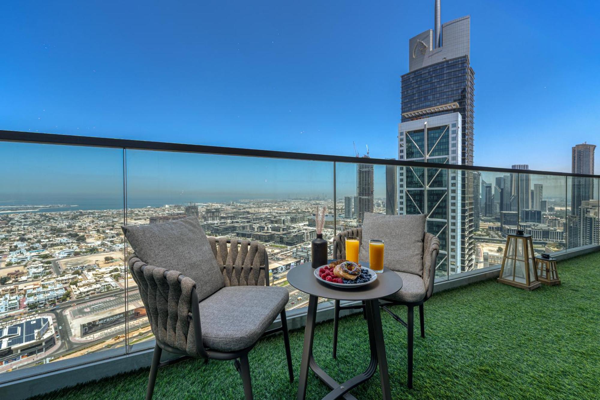 Apartmán Highest Infinity Pool In Downtown Dubaj Exteriér fotografie